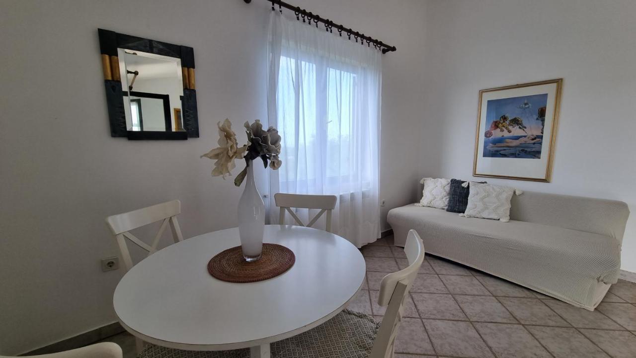 Apartments Lav Умаг Стая снимка